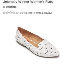 NWOT Unionbay Winner flats in white size 8